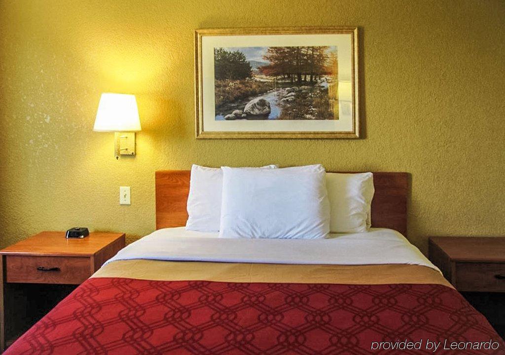 Econo Lodge Ottawa Buitenkant foto