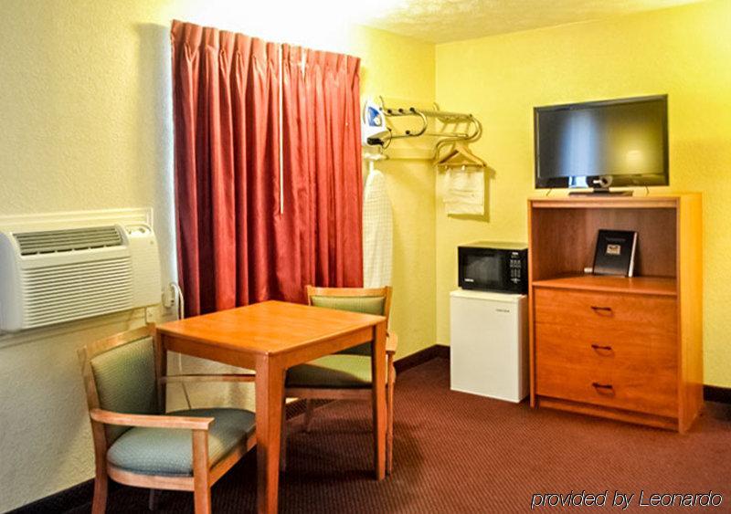 Econo Lodge Ottawa Buitenkant foto