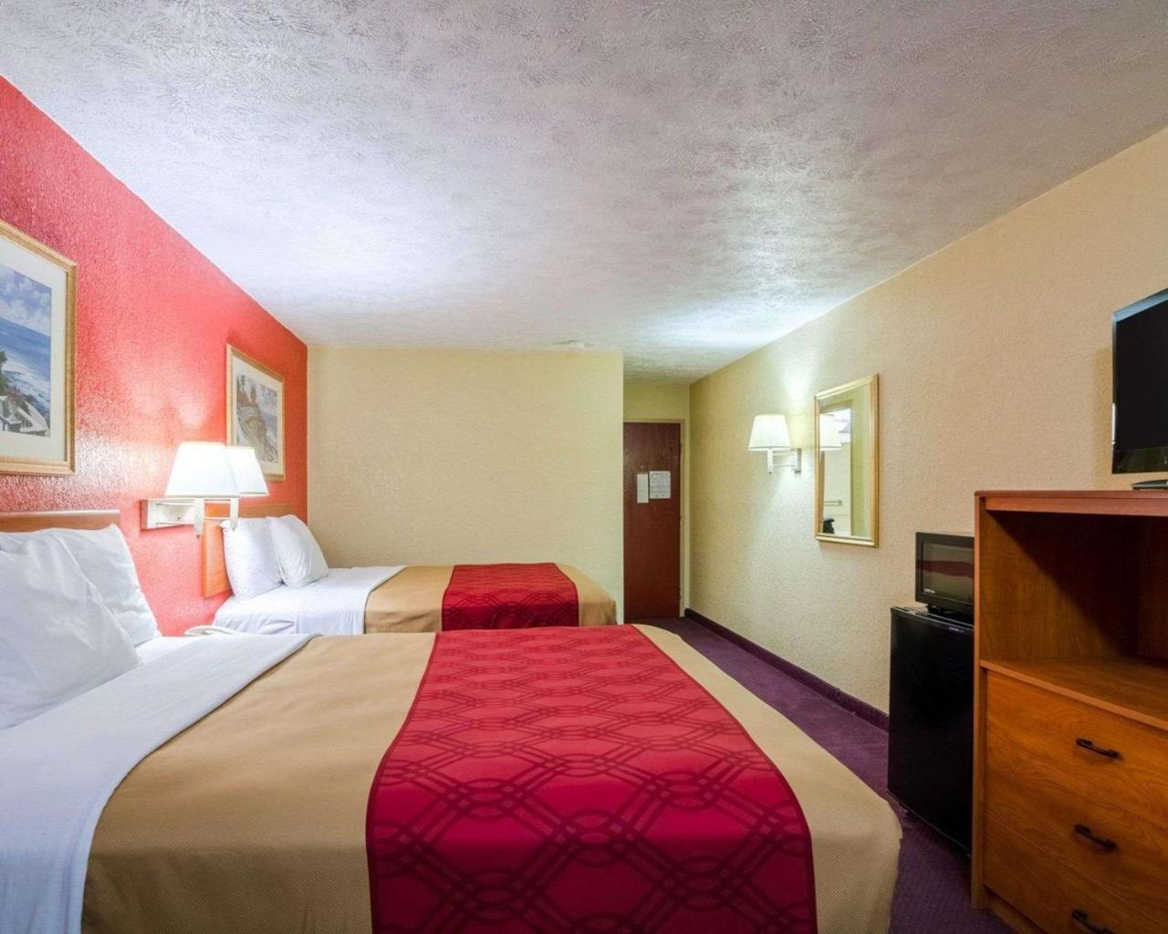 Econo Lodge Ottawa Buitenkant foto