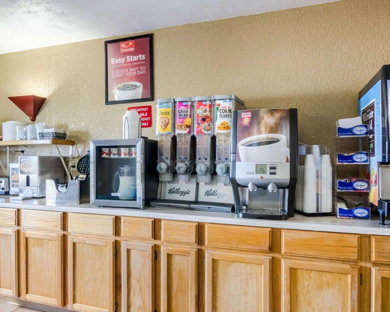Econo Lodge Ottawa Buitenkant foto